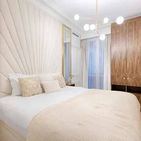 Serviced - 6 Guests - Champs-elysees * 파리