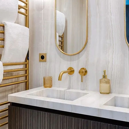 Serviced - 6 Guests - Champs-elysees