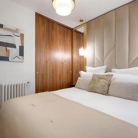 Serviced - 6 Guests - Champs-elysees *