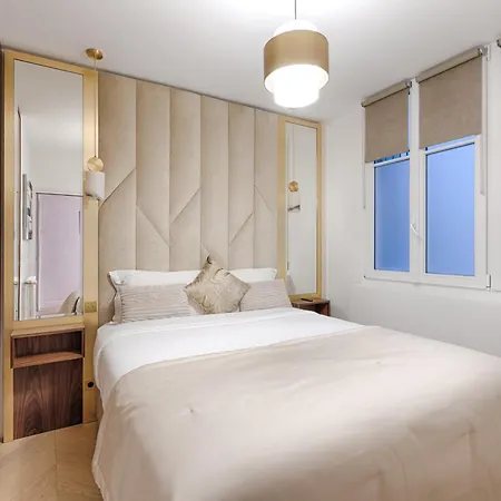 Serviced - 6 Guests - Champs-elysees Appartement